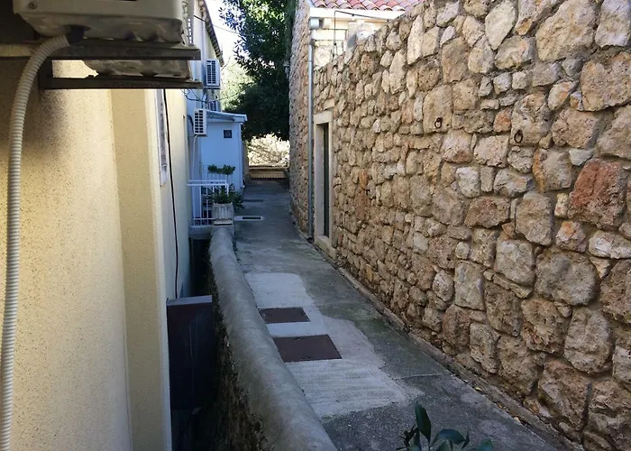 Lucic C * 杜布罗夫尼克