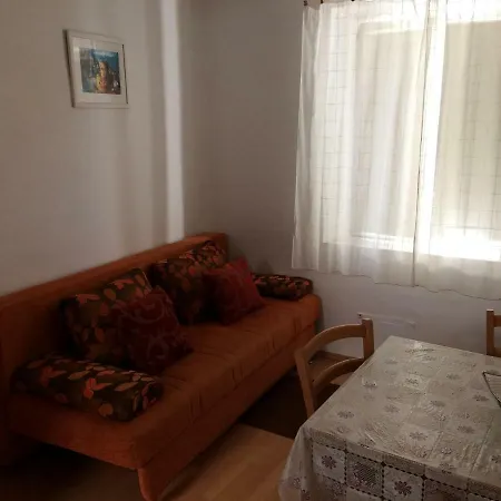 Apartment Lucic C *